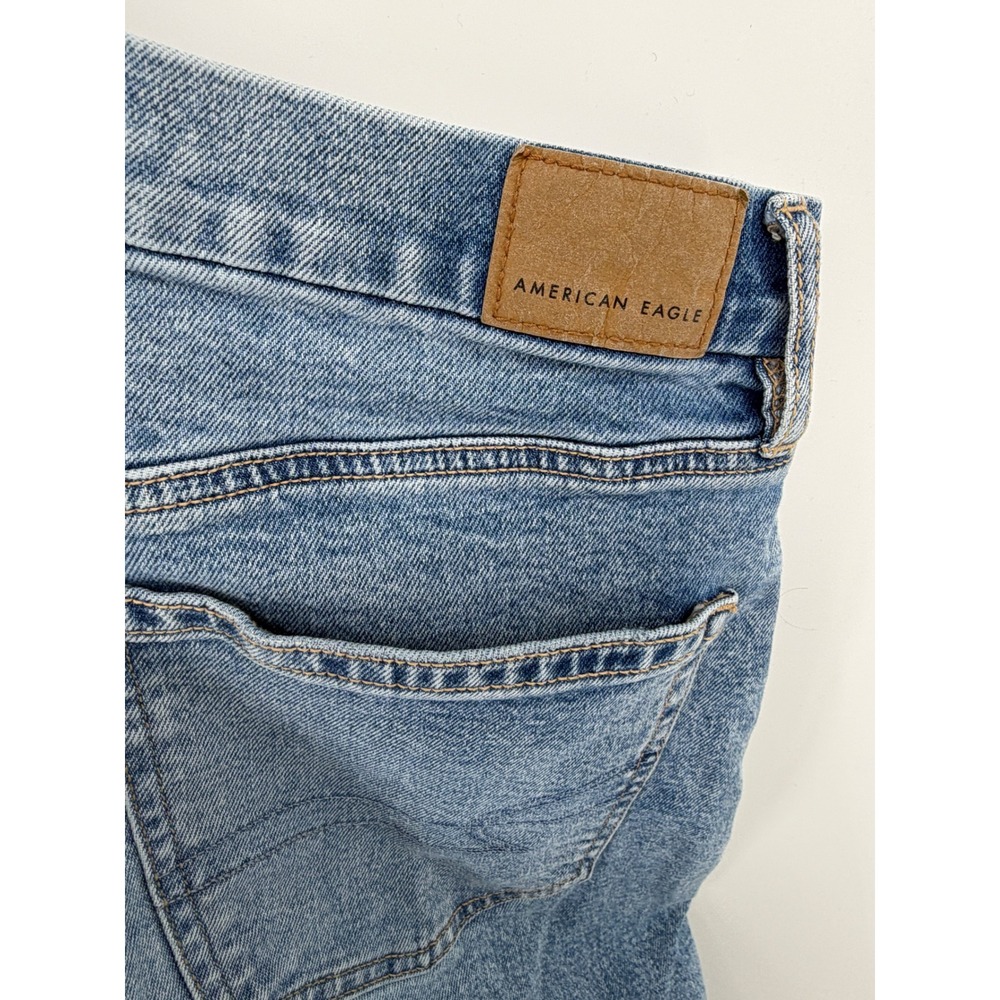 American Eagle Strigid Rhinestone Straight Leg Jeans Light Wash Women 6 Long - Picture 5 of 7